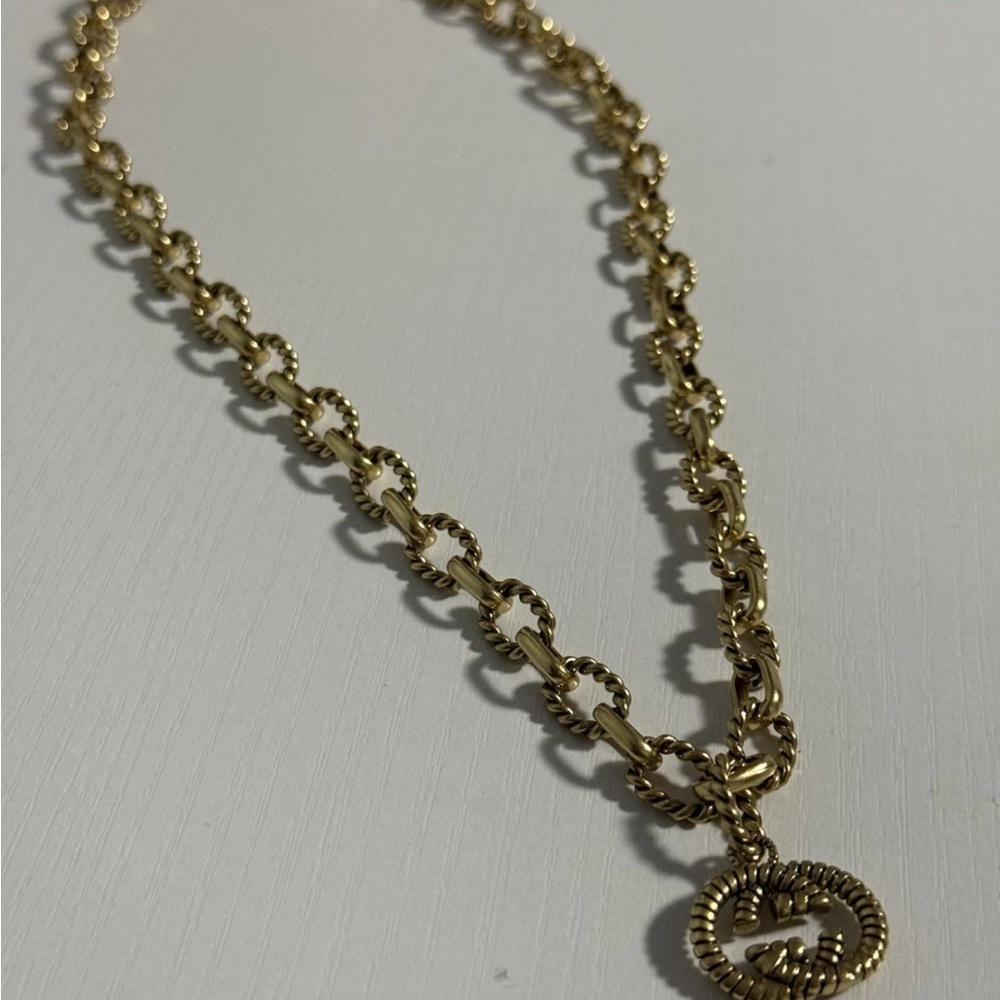 Gucci Gold Vintage Necklace Pendant Selling New Snake Edtion Gucci Gold Chain - Picture 2 of 9
